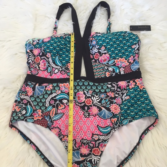 Laundry by Shelli Segal Other - NWT Laundry by Shelli Segal